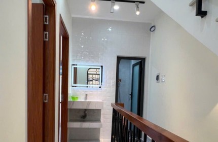 Bán nhà Phan Văn Trị, P11, Bình Thạnh, xe hơi ngủ trong nhà, hẻm thông, 4 tầng, 55m², giá 8.3 tỷ.